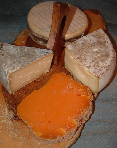 plateau de fromages, fromagerie Balé, livarot fermier, saint nectaire, mimolette vieille